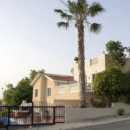Lilia Villa Paphos